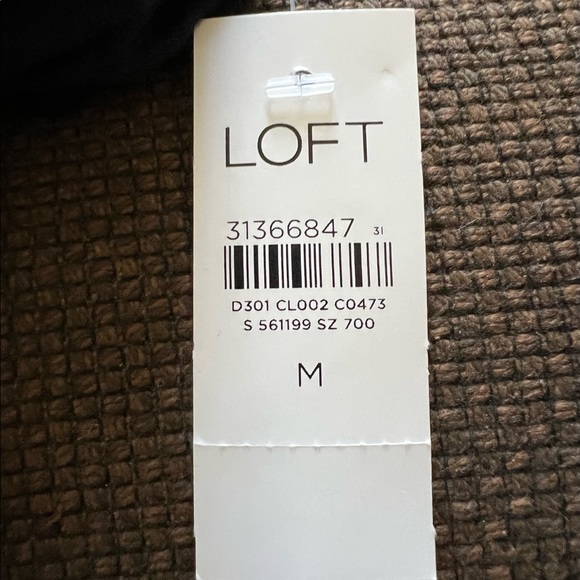 Loft black strappy cami M. - Picture 4 of 5